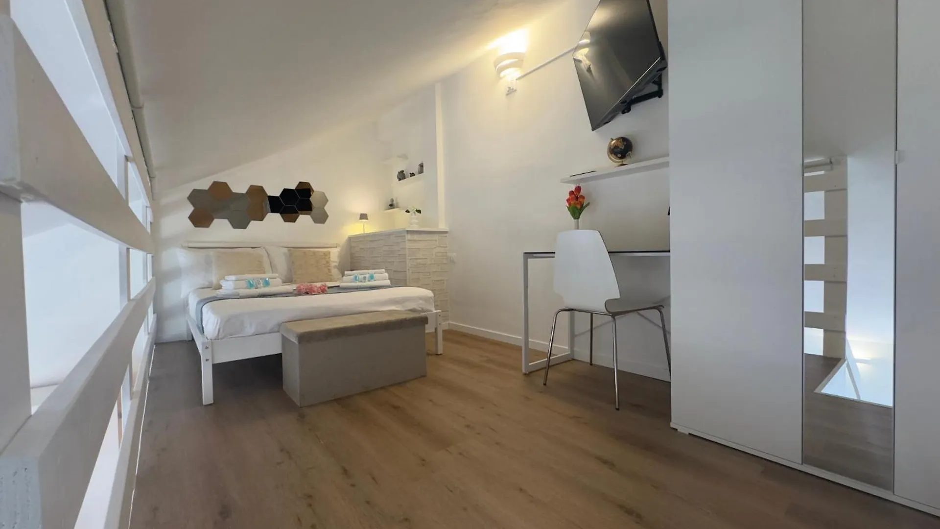 La Mini Home Monza Apartment